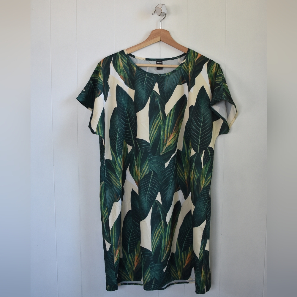 ☆ Tropical Leaf Print Dress